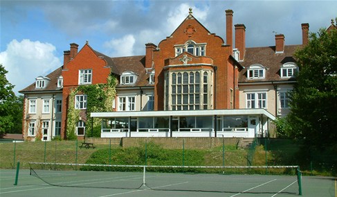 Bedales School /比黛尔学院
