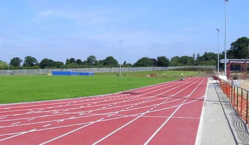 海归为中国歌手拓展海外业务